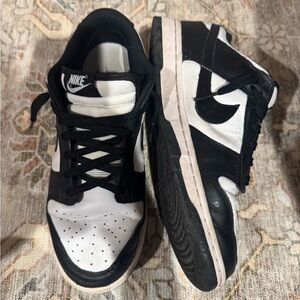 Nike Panda Dunks